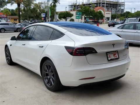More photos of 2022 Tesla Model 3 Long Range at Gravity Autos Hollywood, FL