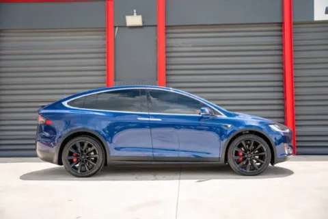 Photos of 2020 Tesla Model X Performance for sale in Hollywood, FL at Gravity Autos Hollywood