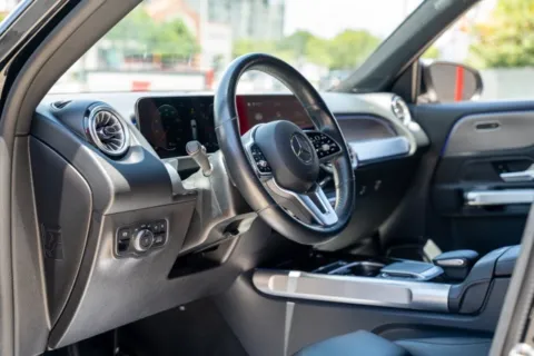 Another view of 2022 Mercedes-Benz GLB 250 for sale in Hollywood, FL at Gravity Autos Hollywood