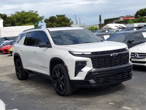 Photos of 2024 Chevrolet Traverse RS for sale in Hollywood, FL at Gravity Autos Hollywood