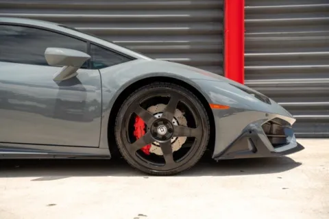 More photos of 2018 Lamborghini Huracan LP580-2 at Gravity Autos Hollywood, FL