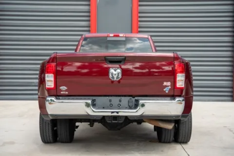More photos of 2021 Ram 3500 Tradesman at Gravity Autos Hollywood, FL