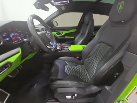 Another view of 2021 Lamborghini Urus for sale in Hollywood, FL at Gravity Autos Hollywood