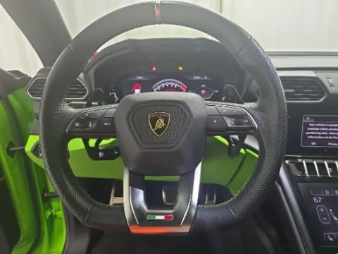 More photos of 2021 Lamborghini Urus at Gravity Autos Hollywood, FL