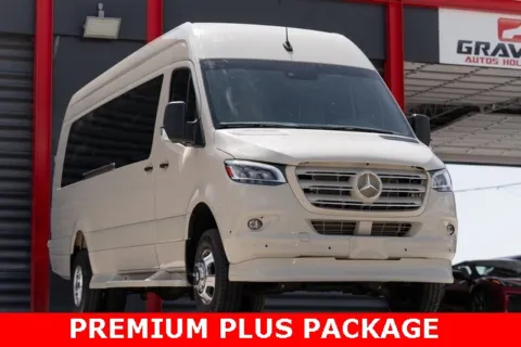 Photos of 2022 Mercedes-Benz Sprinter 3500 Cargo 170 WB for sale in Hollywood, FL at Gravity Autos Hollywood