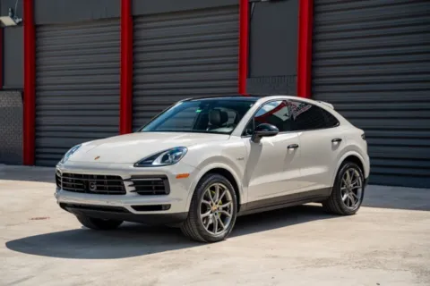 Gray 2022 Porsche Cayenne E-Hybrid Coupe for sale in Hollywood, FL