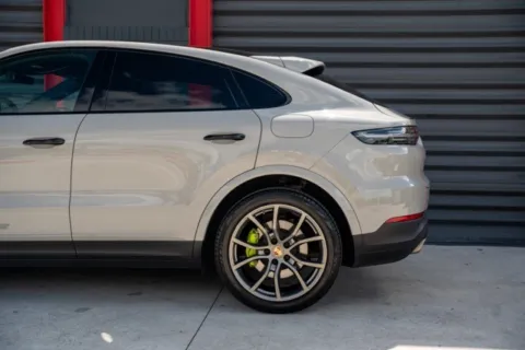 More photos of 2022 Porsche Cayenne E-Hybrid Coupe at Gravity Autos Hollywood, FL