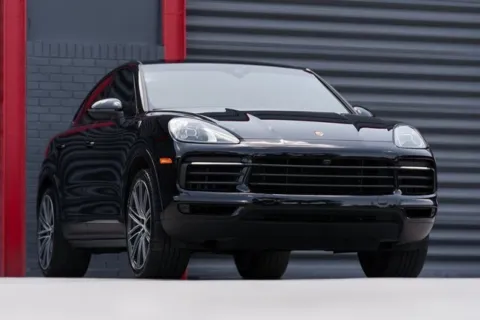 Photos of 2022 Porsche Cayenne Coupe for sale in Hollywood, FL at Gravity Autos Hollywood