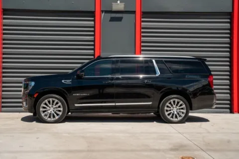 More photos of 2023 GMC Yukon XL Denali at Gravity Autos Hollywood, FL