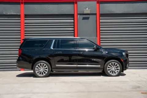 More photos of 2023 GMC Yukon XL Denali at Gravity Autos Hollywood, FL