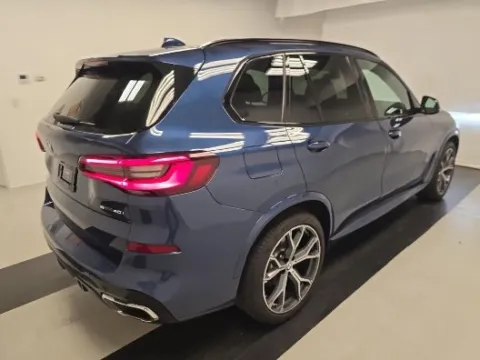 Photos of 2022 BMW X5 sDrive40i for sale in Hollywood, FL at Gravity Autos Hollywood