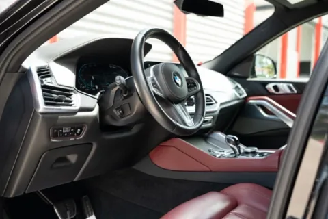 Another view of 2021 BMW X6 sDrive40i for sale in Hollywood, FL at Gravity Autos Hollywood