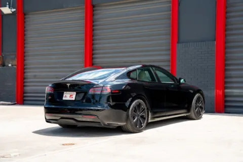 Photos of 2022 Tesla Model S for sale in Hollywood, FL at Gravity Autos Hollywood