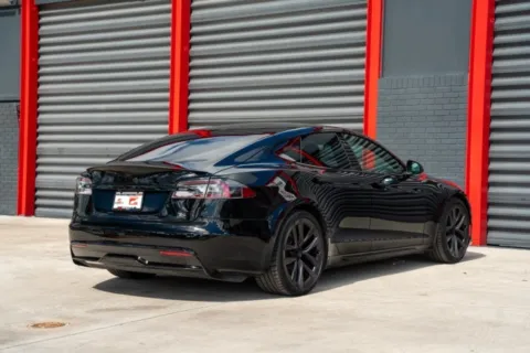 More photos of 2022 Tesla Model S Plaid at Gravity Autos Hollywood, FL