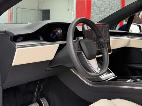Another view of 2023 Tesla Model X Plaid for sale in Hollywood, FL at Gravity Autos Hollywood