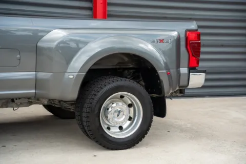 More photos of 2022 Ford F-450SD XLT at Gravity Autos Hollywood, FL