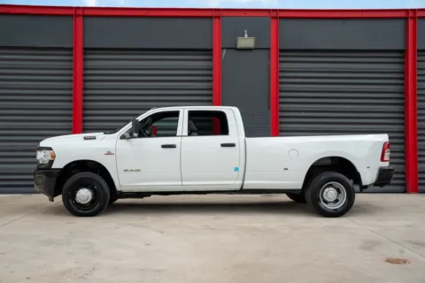 More photos of 2022 Ram 3500 Tradesman at Gravity Autos Hollywood, FL