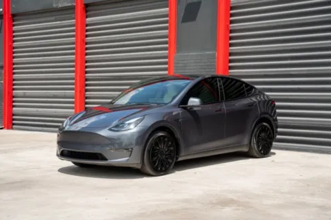 Silver 2023 Tesla Model Y Long Range for sale in Hollywood, FL