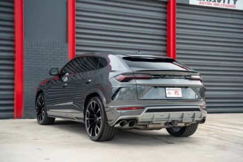 More photos of 2019 Lamborghini Urus at Gravity Autos Hollywood, FL