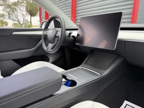 Another view of 2022 Tesla Model Y Long Range for sale in Hollywood, FL at Gravity Autos Hollywood