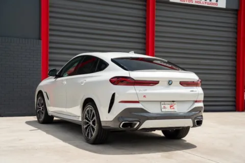 More photos of 2022 BMW X6 xDrive40i at Gravity Autos Hollywood, FL