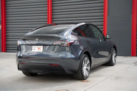 Photos of 2022 Tesla Model Y Long Range for sale in Hollywood, FL at Gravity Autos Hollywood