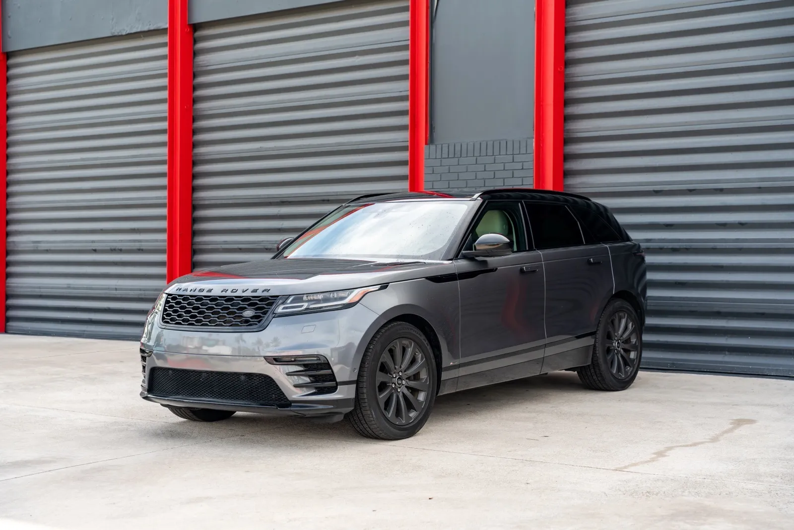 Gray 2018 Land Rover Range Rover Velar SE R-Dynamic for sale in Hollywood, FL