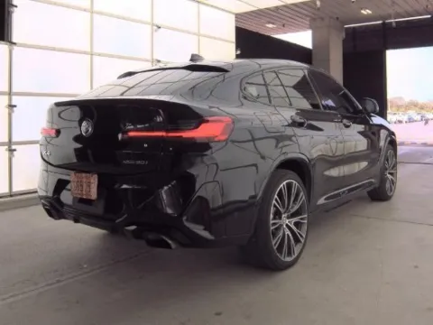 Photos of 2022 BMW X4 xDrive30i for sale in Hollywood, FL at Gravity Autos Hollywood