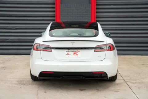 More photos of 2022 Tesla Model S Plaid at Gravity Autos Hollywood, FL