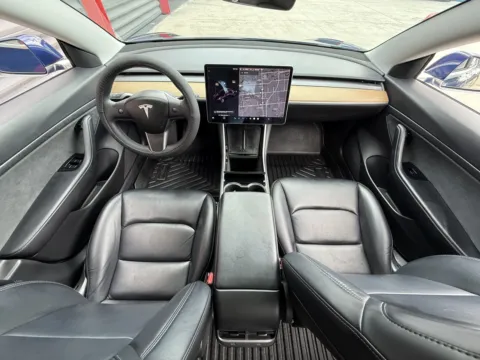 Another view of 2020 Tesla Model 3 Standard Range Plus for sale in Hollywood, FL at Gravity Autos Hollywood