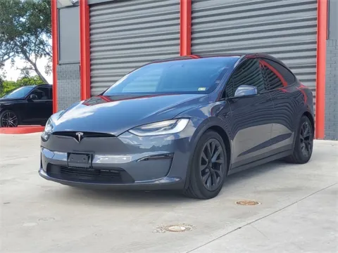 Silver 2022 Tesla Model X for sale in Hollywood, FL