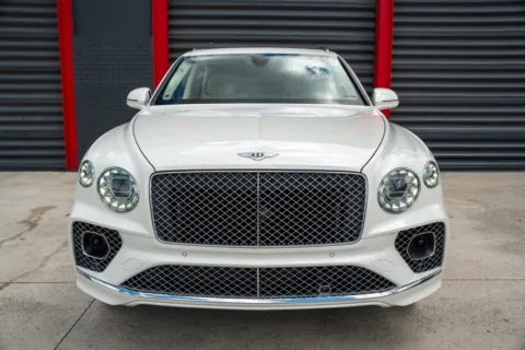 More photos of 2021 Bentley Bentayga V8 at Gravity Autos Hollywood, FL