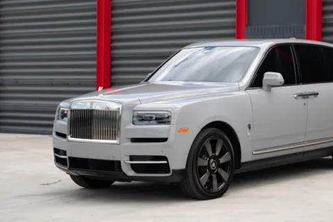 More photos of 2023 Rolls-Royce Cullinan at Gravity Autos Hollywood, FL