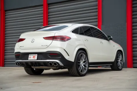 Photos of 2022 Mercedes-Benz GLE 53 AMG for sale in Hollywood, FL at Gravity Autos Hollywood