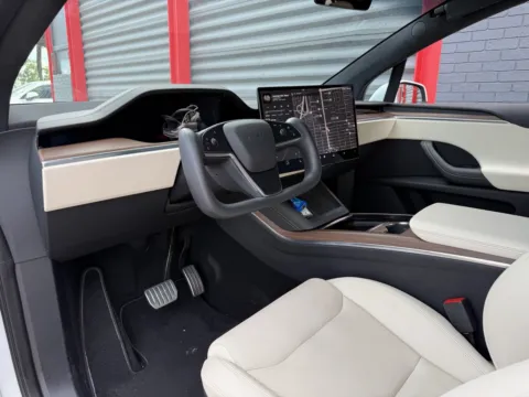 Another view of 2023 Tesla Model X for sale in Hollywood, FL at Gravity Autos Hollywood
