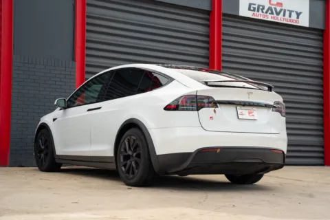 More photos of 2023 Tesla Model X at Gravity Autos Hollywood, FL