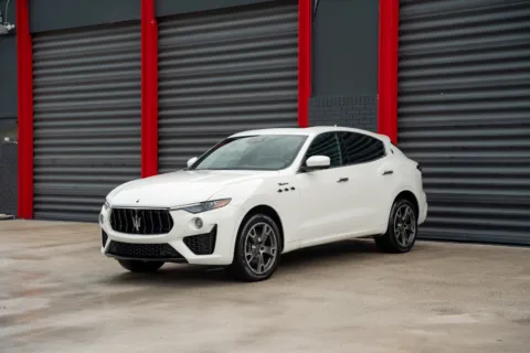 White 2023 Maserati Levante Modena for sale in Hollywood, FL