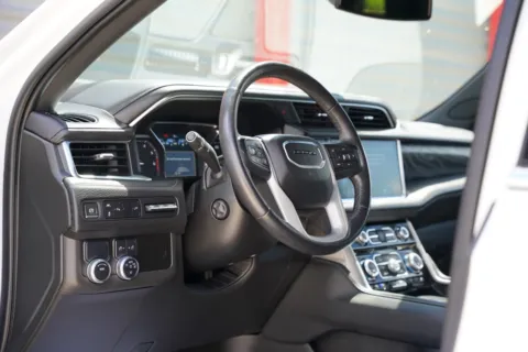 Another view of 2021 GMC Yukon Denali for sale in Hollywood, FL at Gravity Autos Hollywood