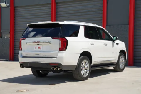 More photos of 2021 GMC Yukon Denali at Gravity Autos Hollywood, FL