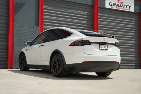 More photos of 2022 Tesla Model X at Gravity Autos Hollywood, FL