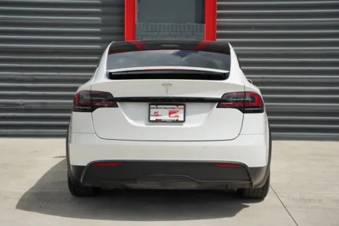 More photos of 2022 Tesla Model X at Gravity Autos Hollywood, FL