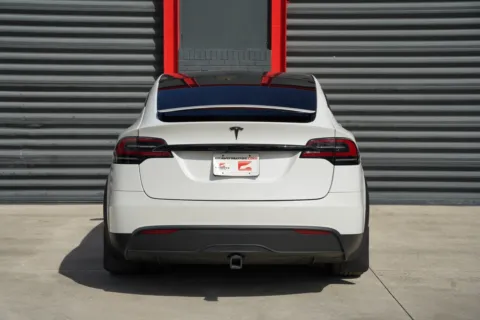 More photos of 2023 Tesla Model X Standard Range at Gravity Autos Hollywood, FL