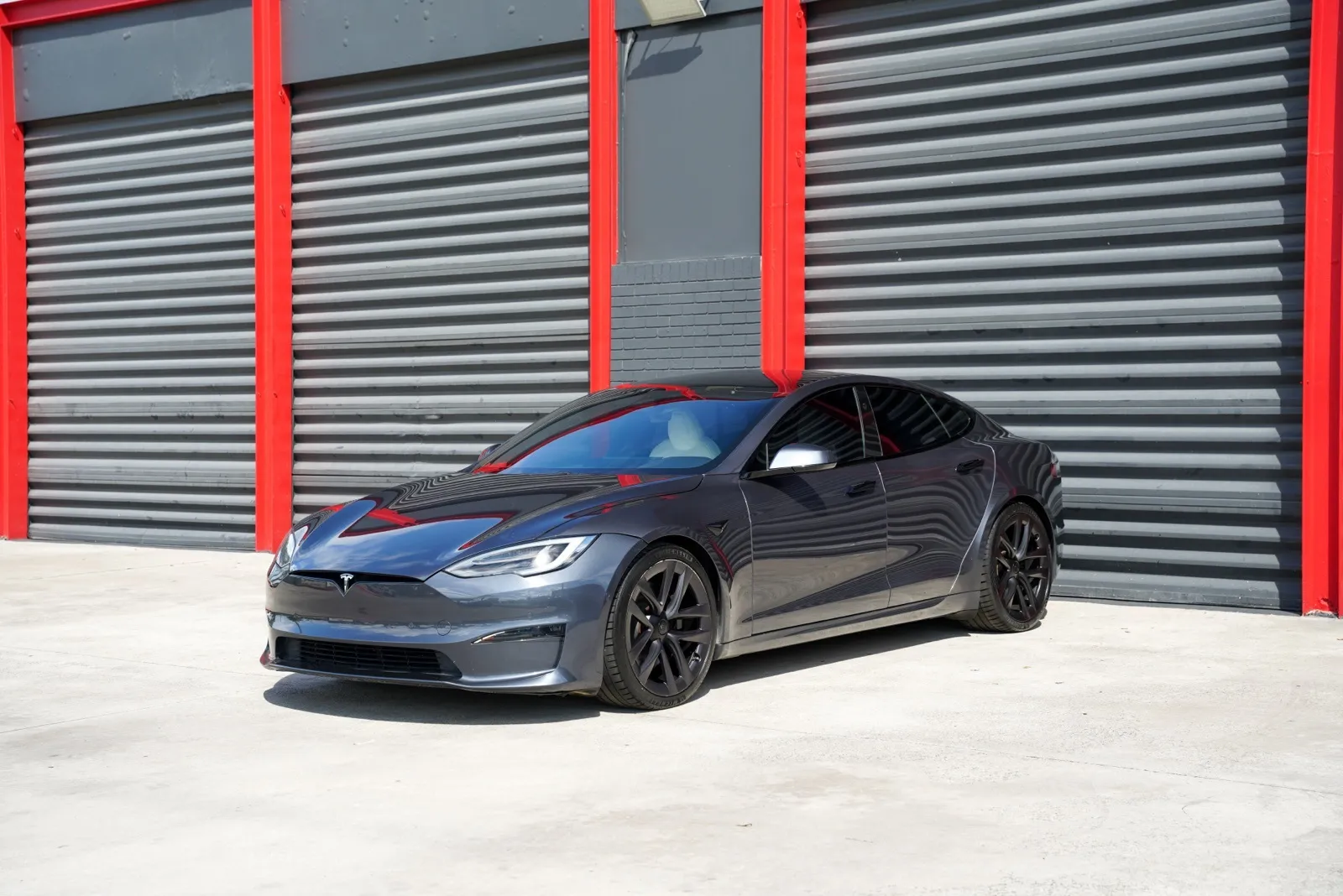 Gray 2022 Tesla Model S Plaid for sale in Hollywood, FL