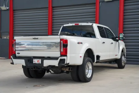 More photos of 2023 Ford F-450SD Platinum at Gravity Autos Hollywood, FL