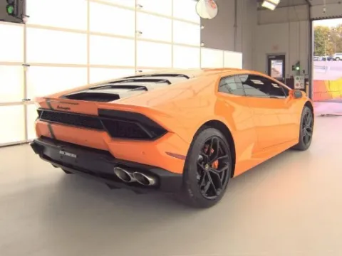 Photos of 2019 Lamborghini Huracan LP580-2 for sale in Hollywood, FL at Gravity Autos Hollywood