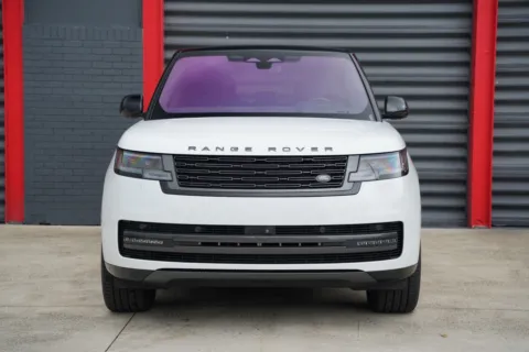 Another view of 2023 Land Rover Range Rover SE for sale in Hollywood, FL at Gravity Autos Hollywood
