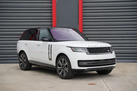 More photos of 2023 Land Rover Range Rover SE at Gravity Autos Hollywood, FL