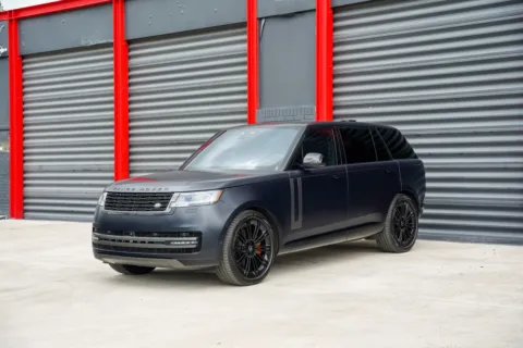 Black 2023 Land Rover Range Rover SE for sale in Hollywood, FL
