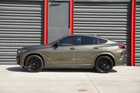 Photos of 2022 BMW X6 M50i for sale in Hollywood, FL at Gravity Autos Hollywood