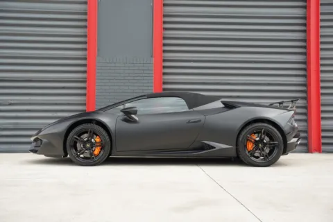 More photos of 2019 Lamborghini Huracan LP580-2S at Gravity Autos Hollywood, FL